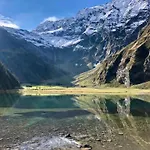 Near Lift & Glacier *